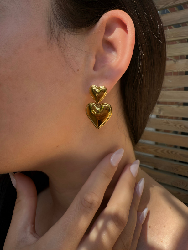 Audrey Love Earring Gold