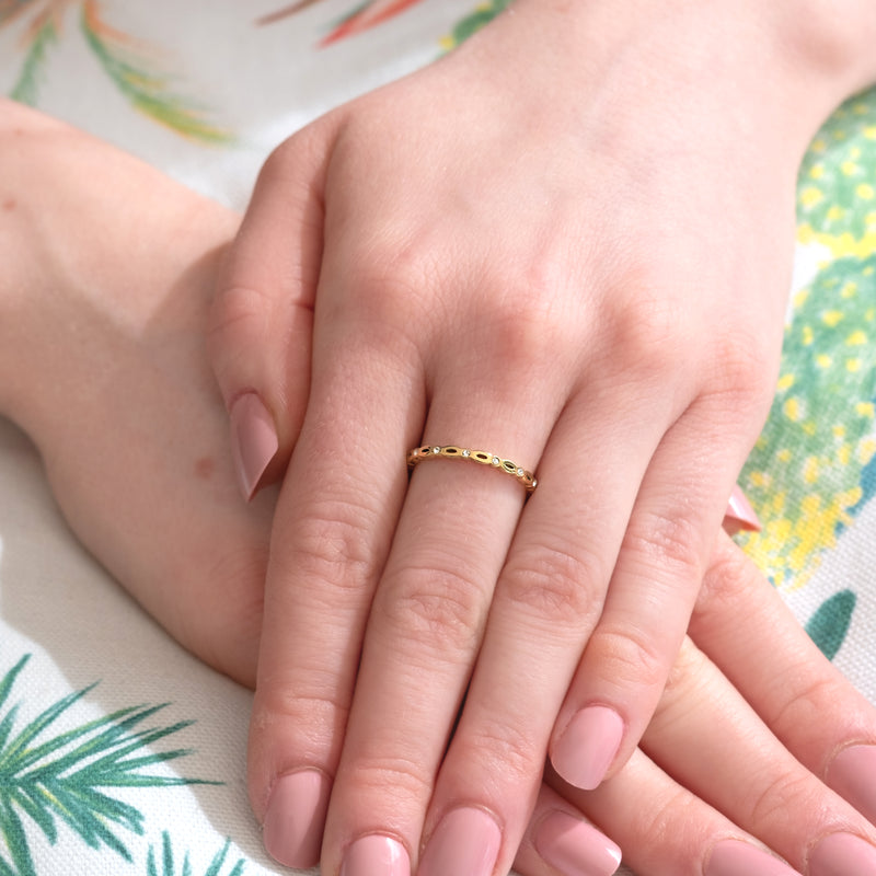 DAINTY RING - GOLD, SIZE 7